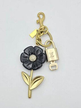 Authentic Louis Vuitton Padlock Gold🔒Key Set + Unbranded Flower Keychain Charm
